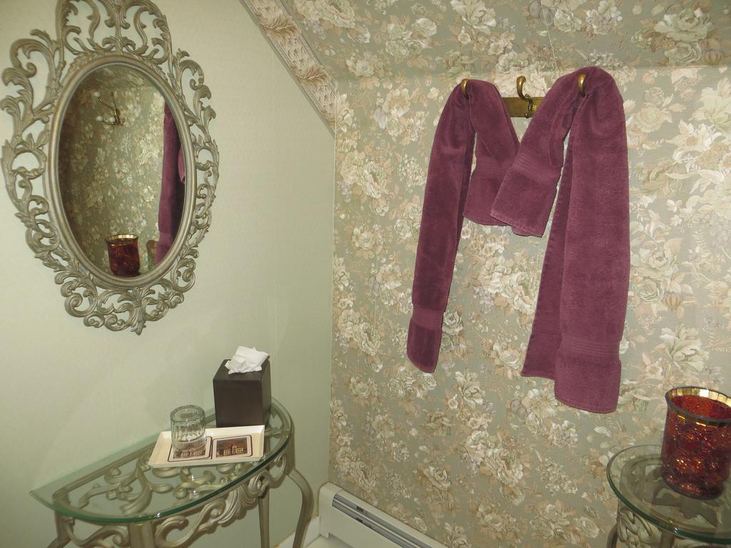 Edith Palmer'S Country Inn, Historical Bed & Breakfast Virginia City Bagian luar foto