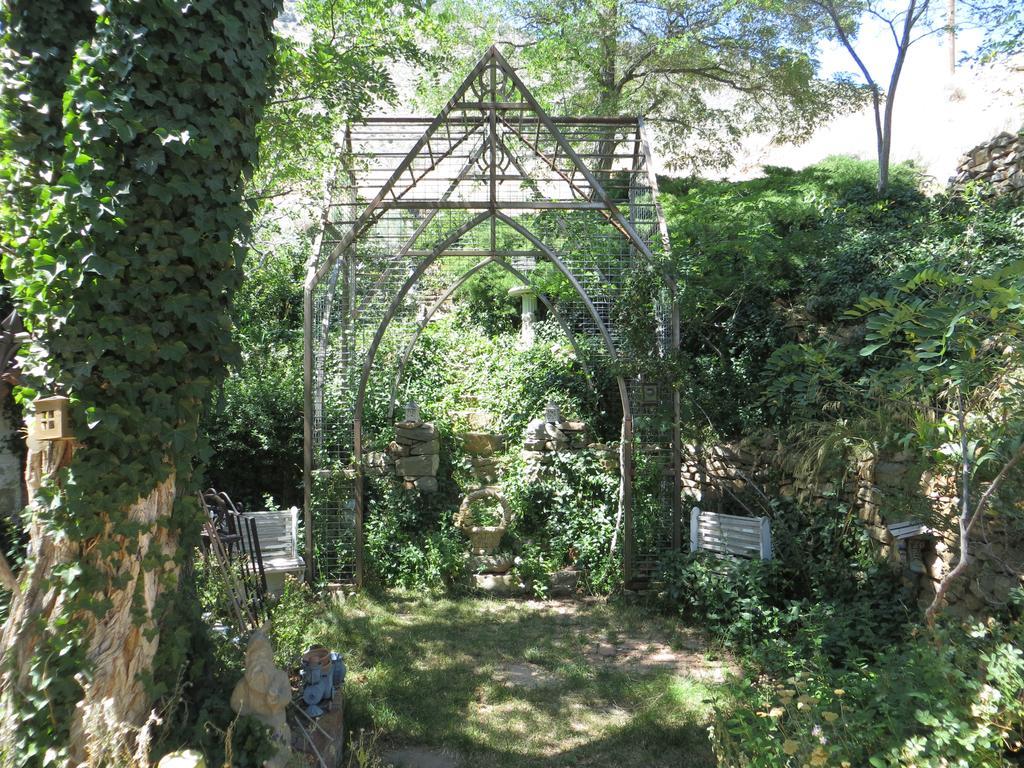 Edith Palmer'S Country Inn, Historical Bed & Breakfast Virginia City Bagian luar foto