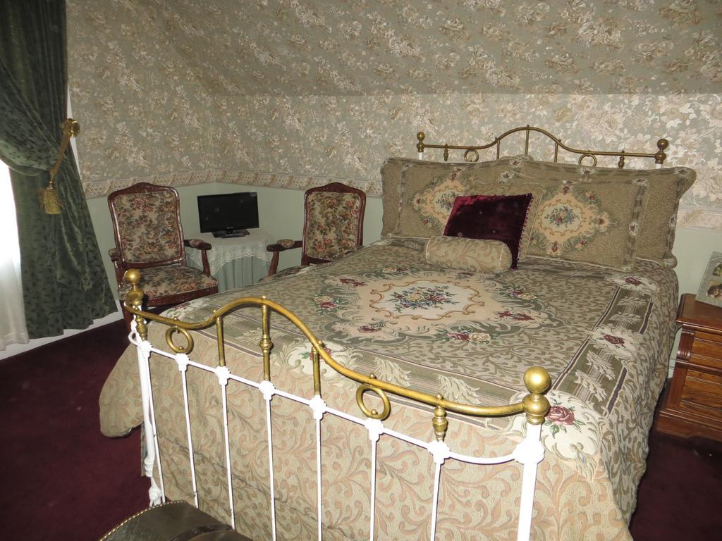 Edith Palmer'S Country Inn, Historical Bed & Breakfast Virginia City Bagian luar foto