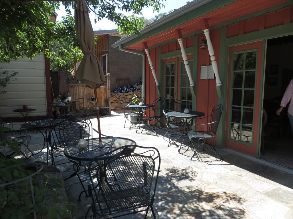 Edith Palmer'S Country Inn, Historical Bed & Breakfast Virginia City Bagian luar foto